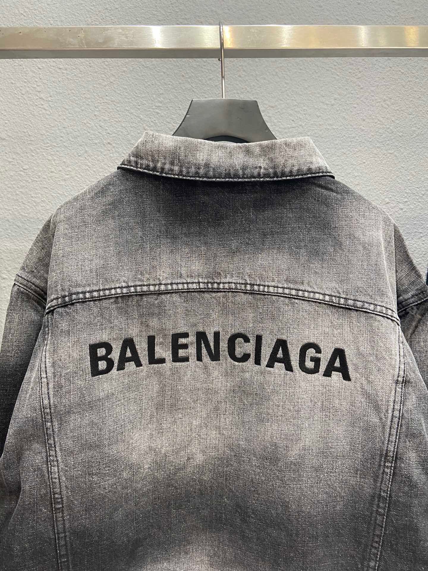 Ba1en*iaga Jacket