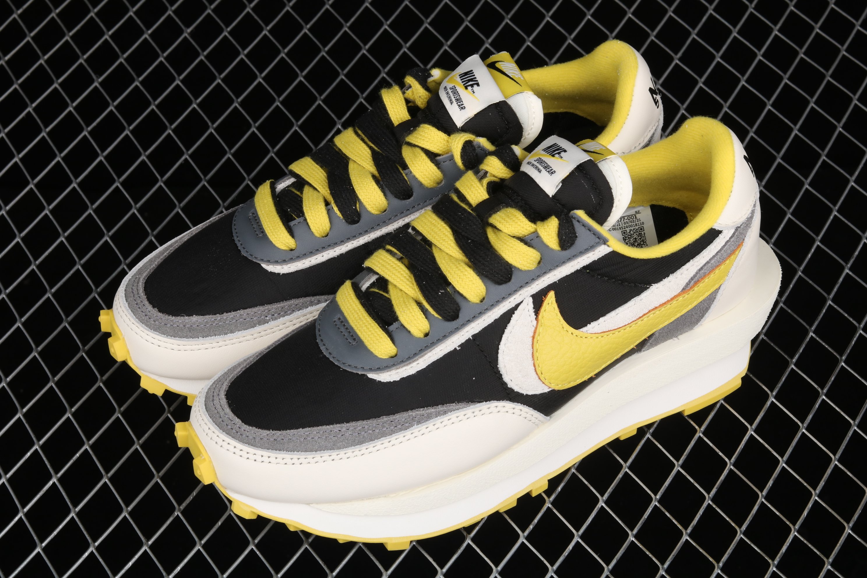 Nike LD Waffle, Sacai Undercover Black Bright Citron