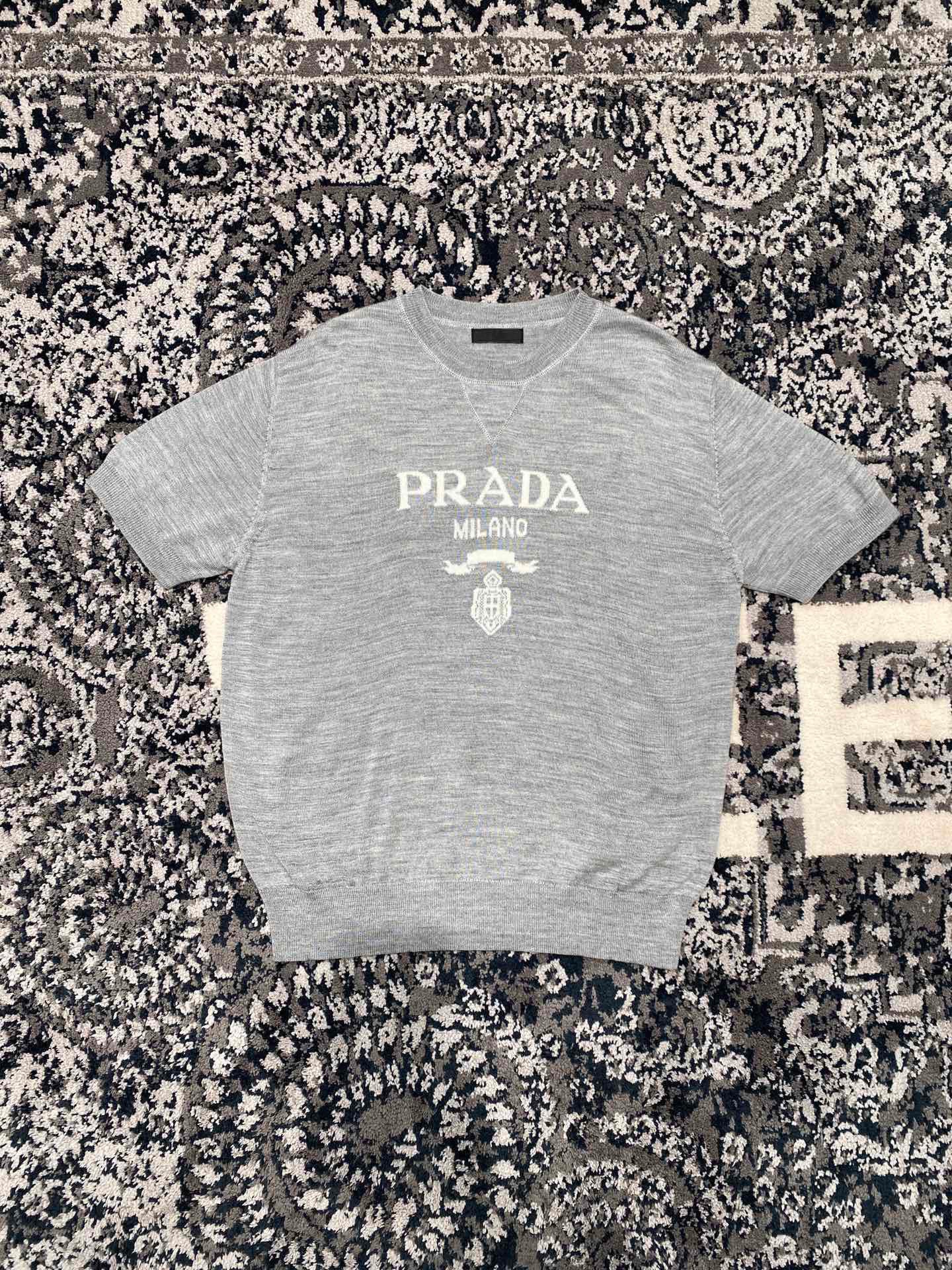 Pra*a Short Sleeve Sweater
