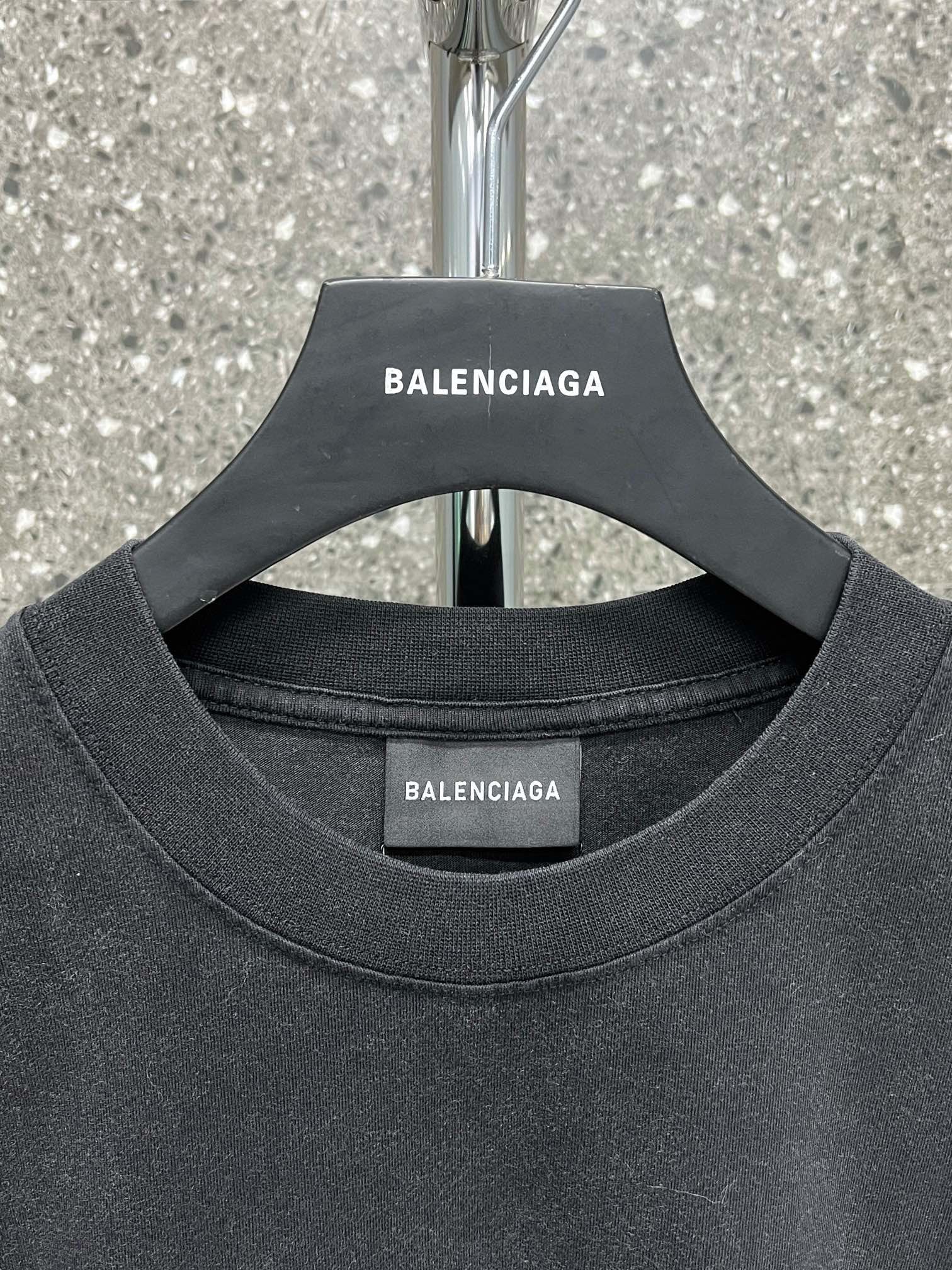 Ba1en*iaga T-shirt
