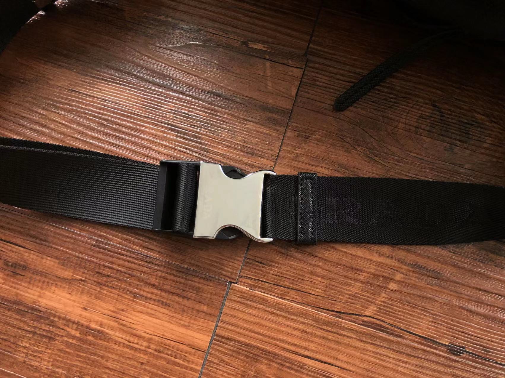 Pra*a Bag Dupe Bag(ColaReps)