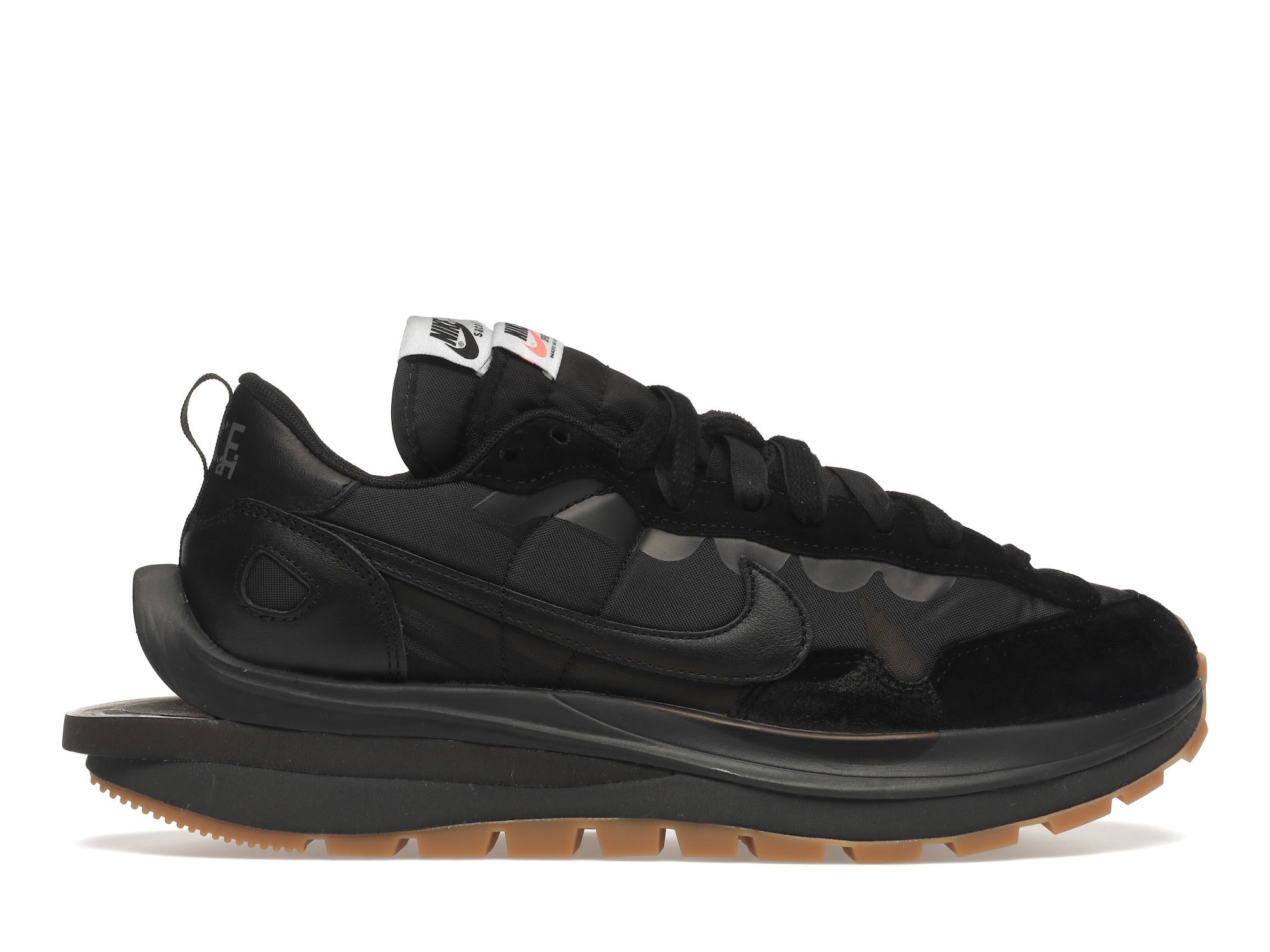 Nike Vaporwaffle, Sacai Black Gum