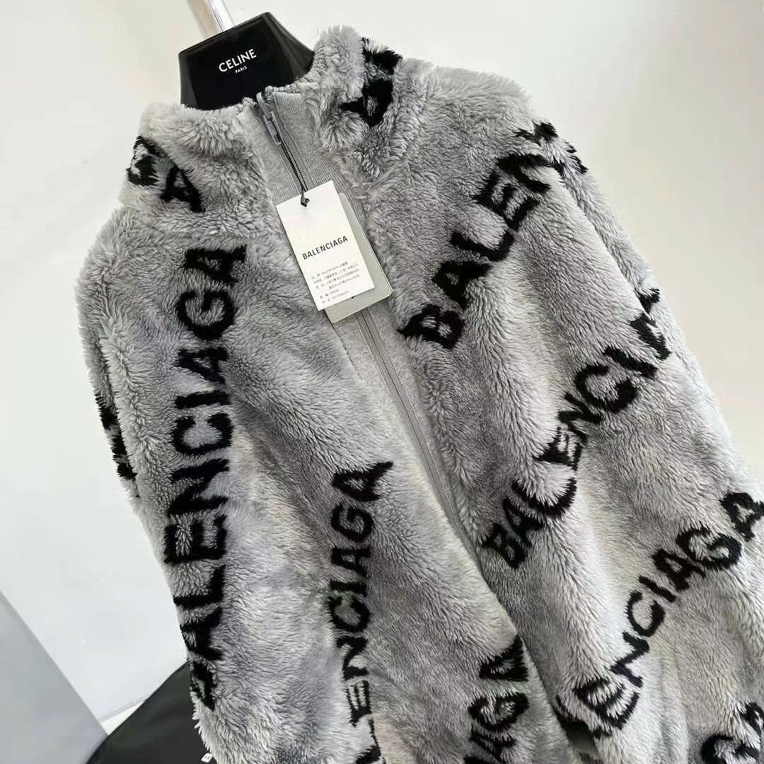 Ba1en*iaga Reversible Jacket