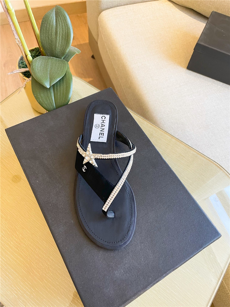 Ch**el Flat Dupes slippers