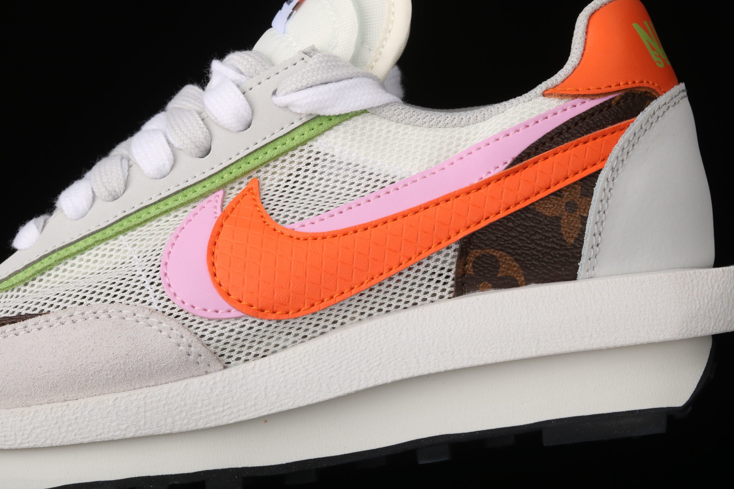 Sacai x Nike LVD Waffle Daybreak Medium Grey/Orange-Pink