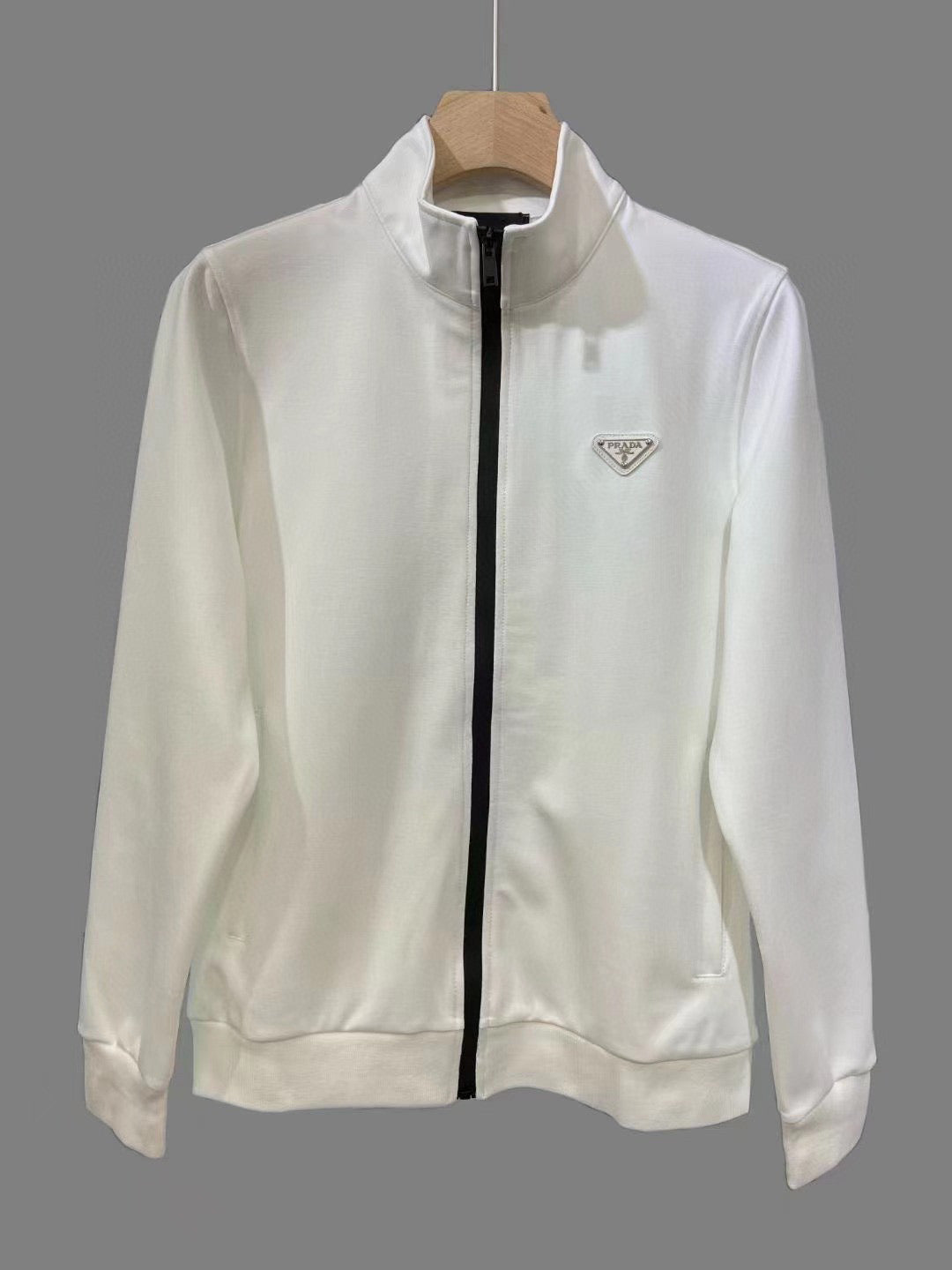 Pra*a Jacket with Pants