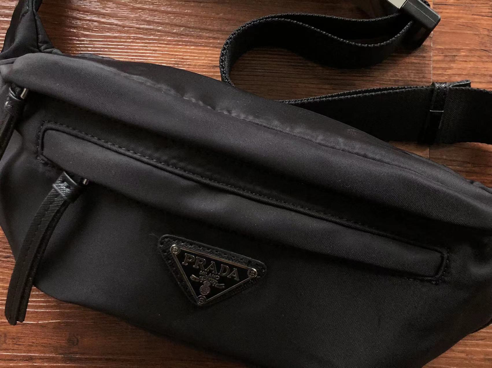 Pra*a Bag Dupe Bag(ColaReps)