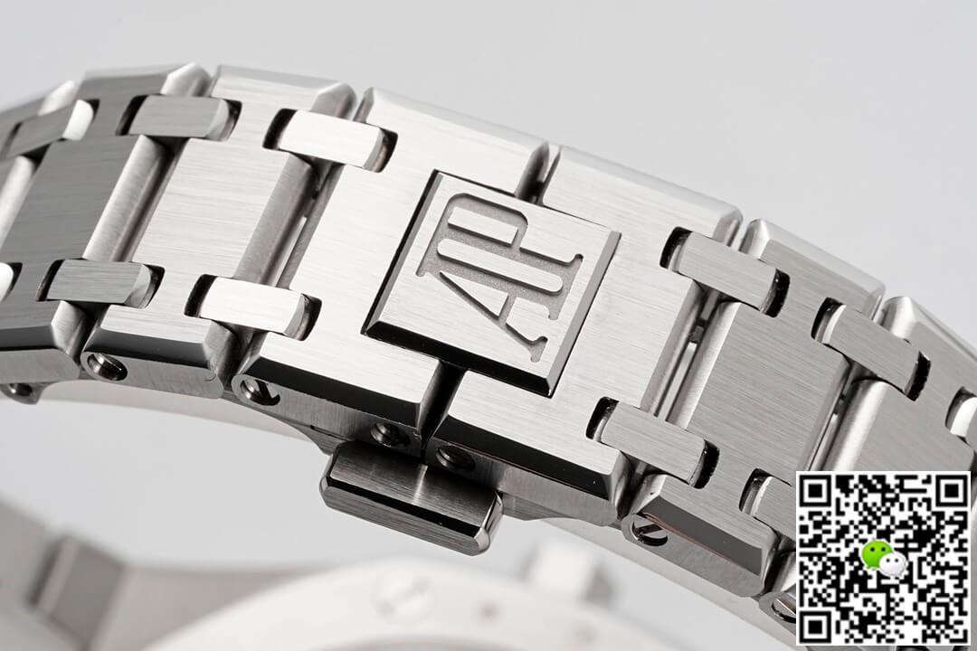 Replica Audemars P1g*et Royal Oak 16202PT.OO.1240PT.01 1:1 Best Edition ZF Factory Green Dial