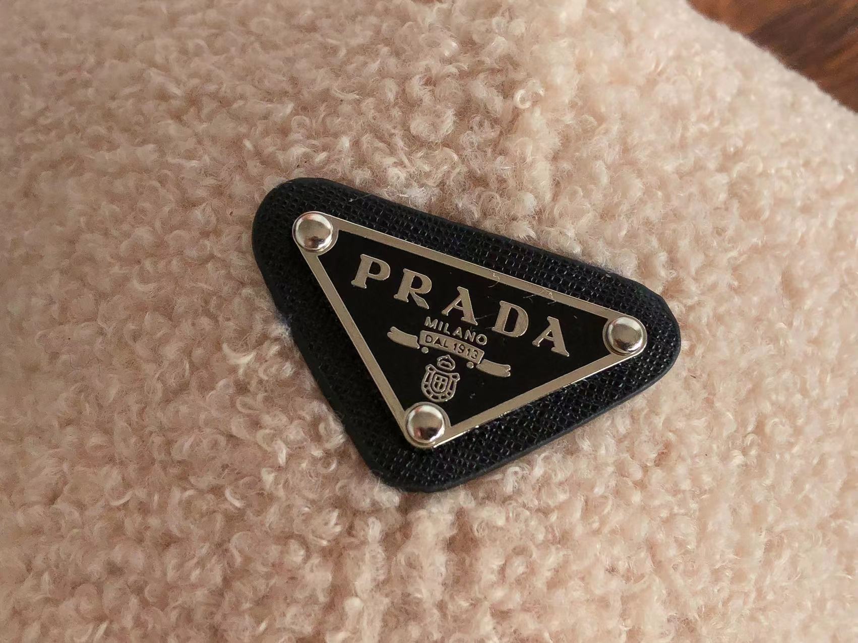 Pra*a Bucket Hat Dupe