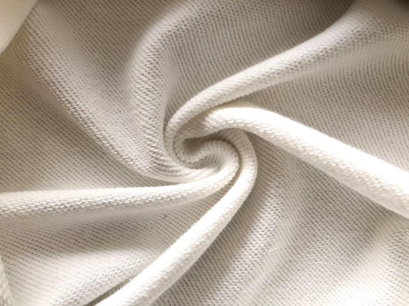 Gvc*1 x Ba1en*iaga Sweatshirt