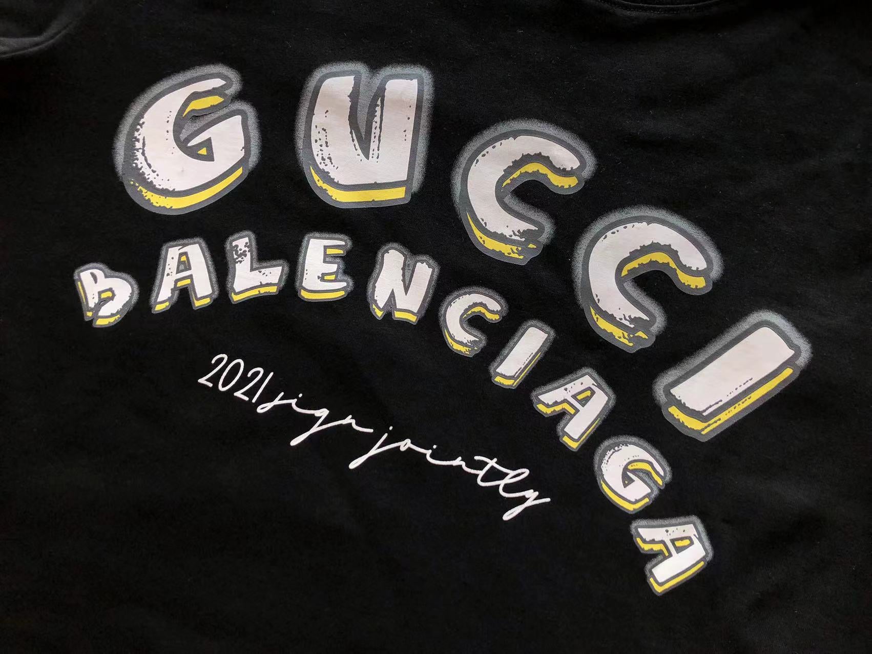 Gvc*1 x Ba1en*iaga T-shirt