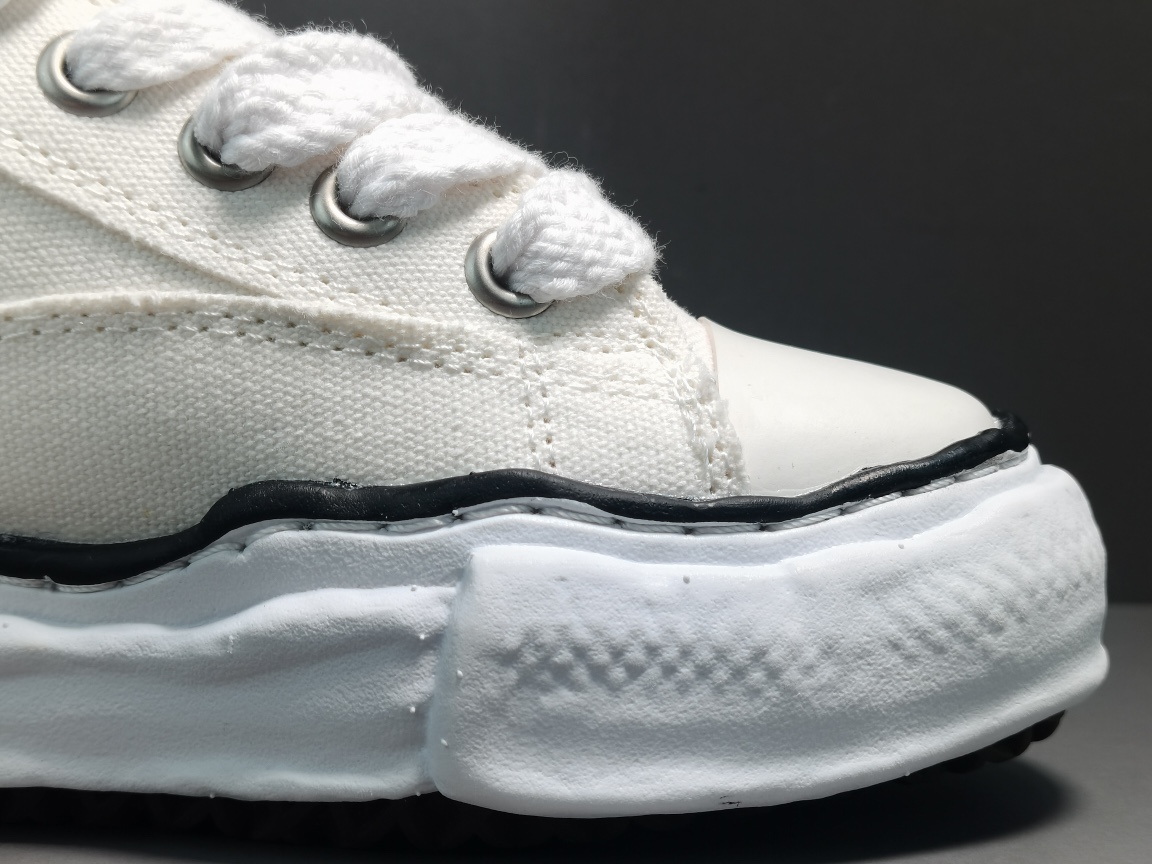 MlHAR YASUHlRO Og Sole A01FW702