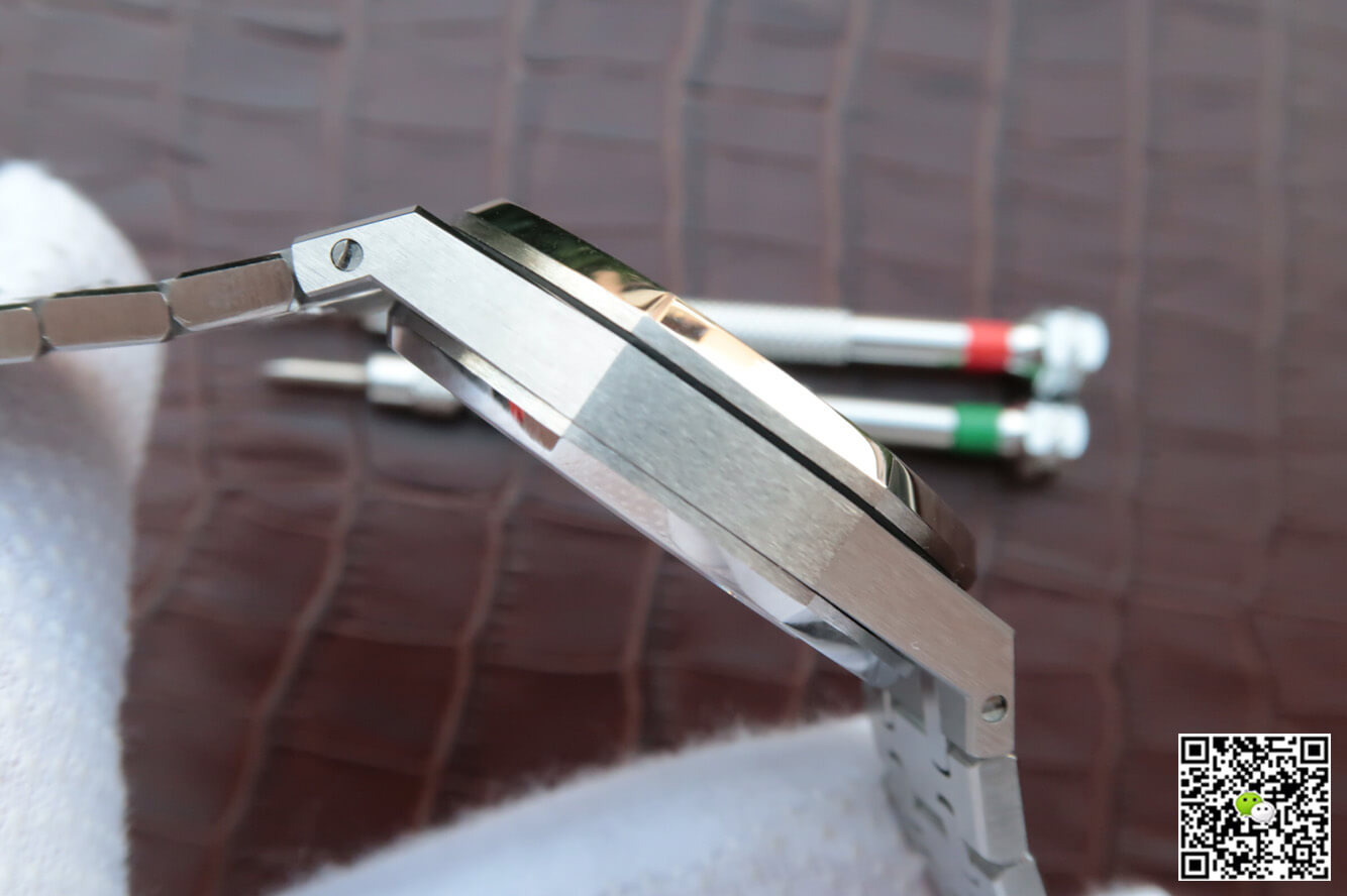 Replica Audemars P1g*et Royal Oak 15400/15450 Couple Watch 1:1 Best Edition JF Factory D1am0nd Bezel