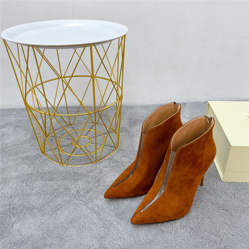 J1m*y Ch00 Pearl Heels Dupe pointed toe heeled booties