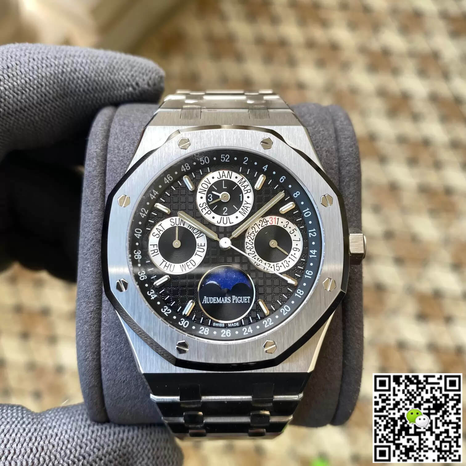 Replica Audemars P1g*et Royal Oak 26597PT.OO.1220PT.01 1:1 Best Edition APS Factory Black Dial
