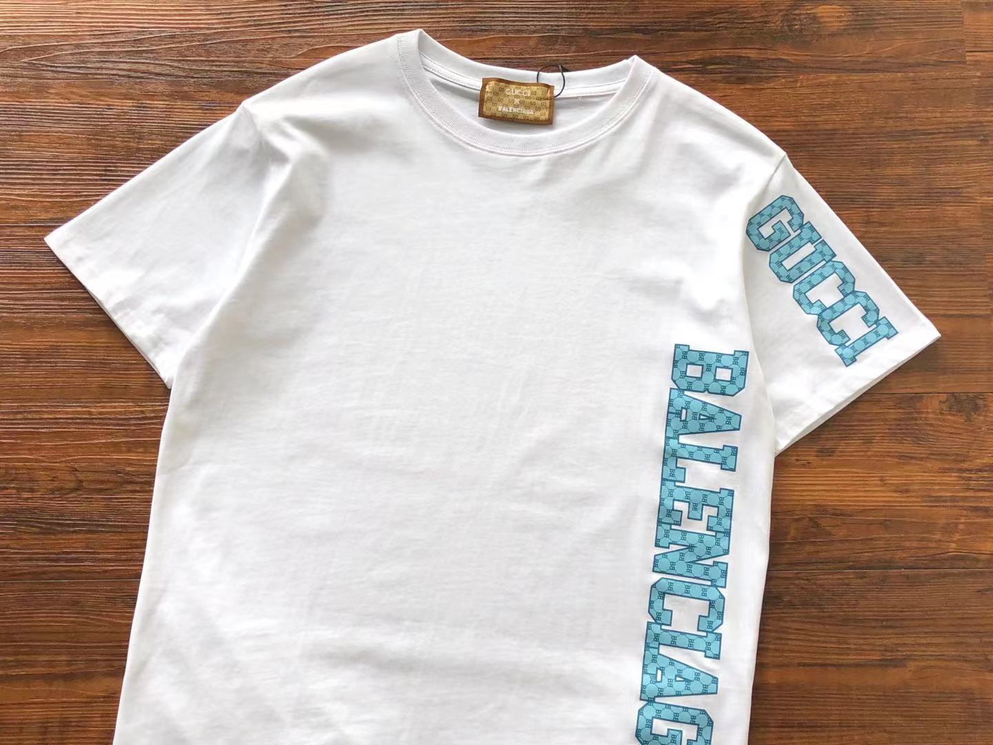 Gvc*1 x Ba1en*iaga T-shirt