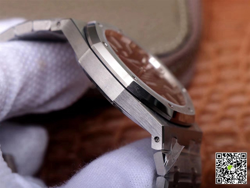 Replica Audemars P1g*et Royal Oak 15400ST.OO.1220ST.01 1:1 Best Edition ZF Factory Black Dial Swiss ETA3120