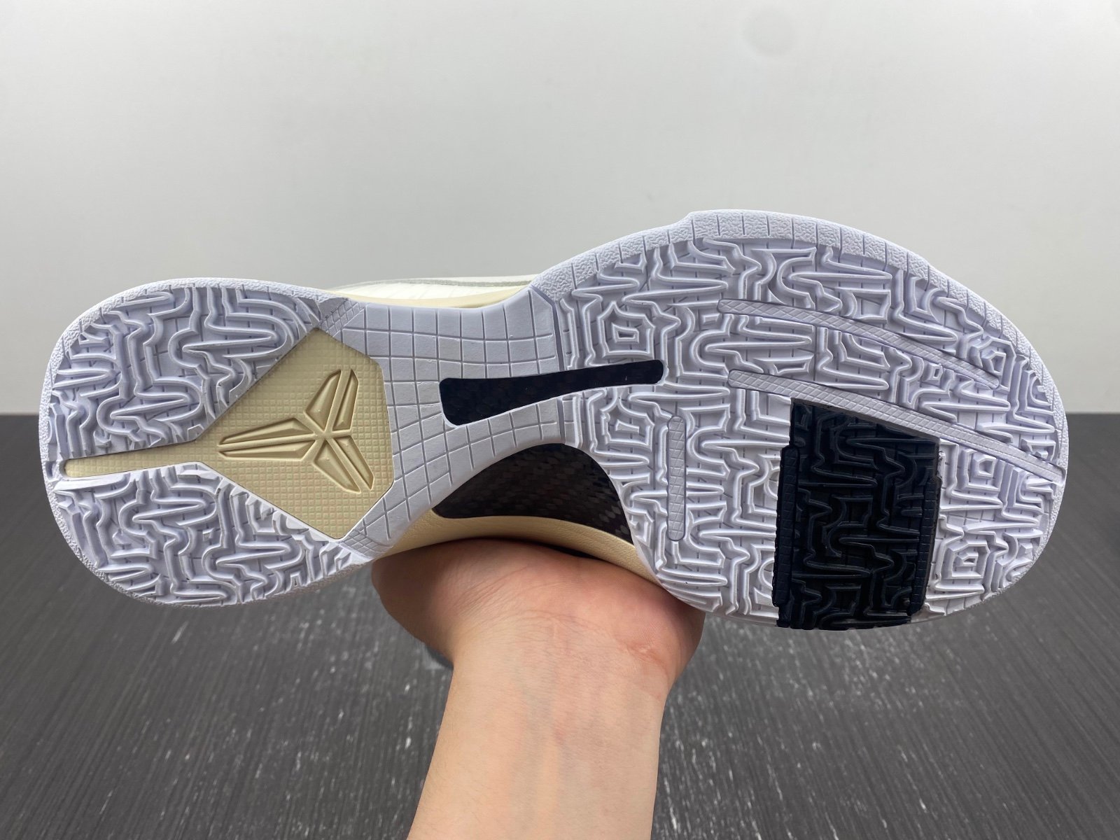 Off-White x Nike Kobe 5 custom