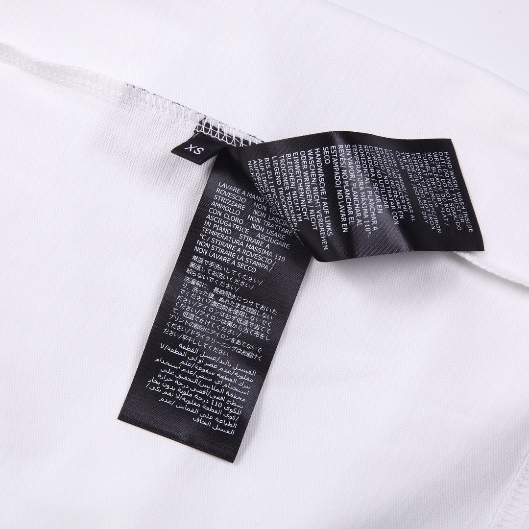 Gvc*1 x Ba1en*iaga T-shirt