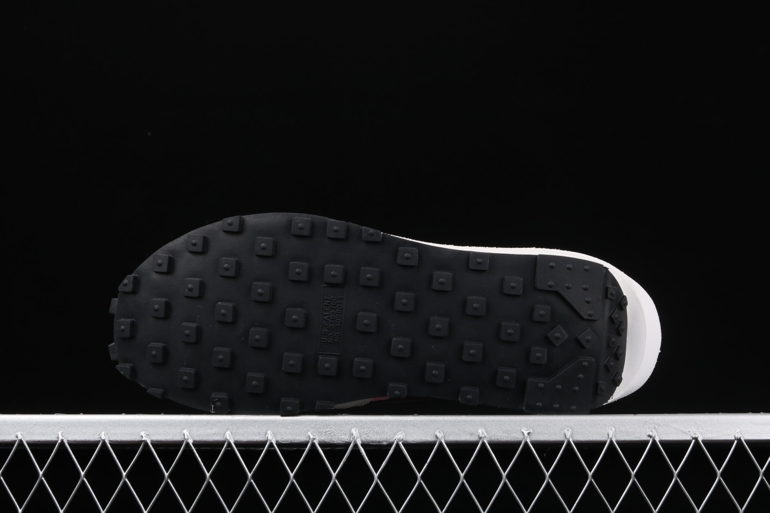 Sacai x Nk LVD Waffle Daybreak, Swoosh Pink Grey White