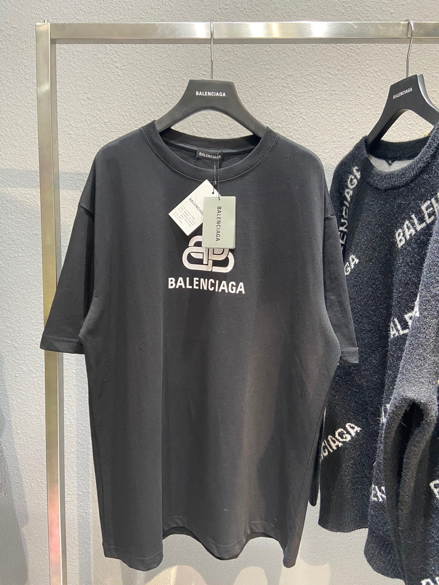 Ba1en*iaga T-shirt