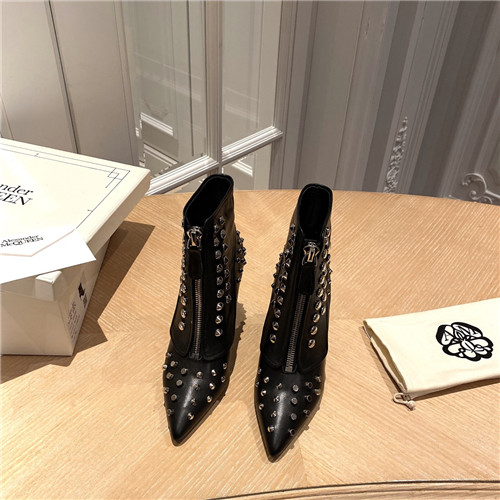 J1m*y Ch00 heels boots