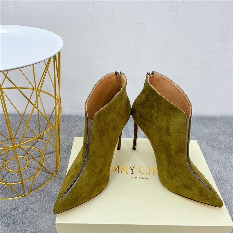 J1m*y Ch00 Pearl Heels Dupe pointed toe heeled booties