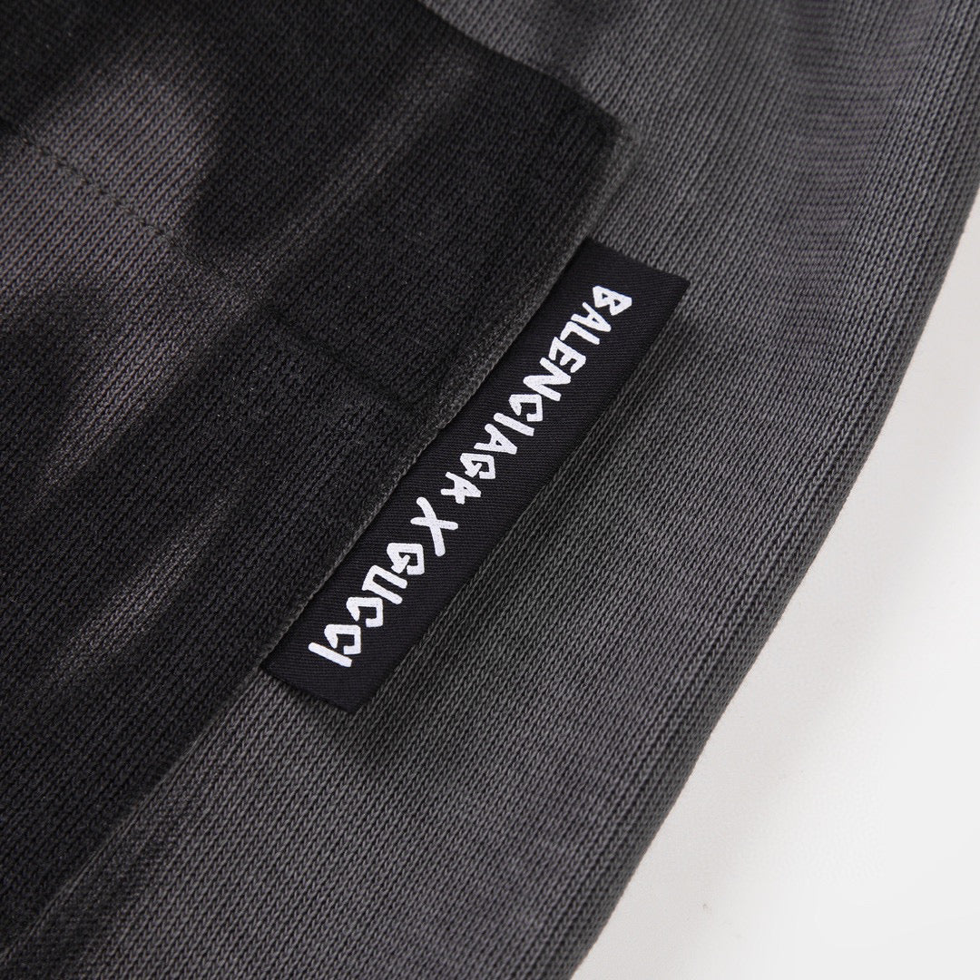 Gvc*1 x Ba1en*iaga Shorts