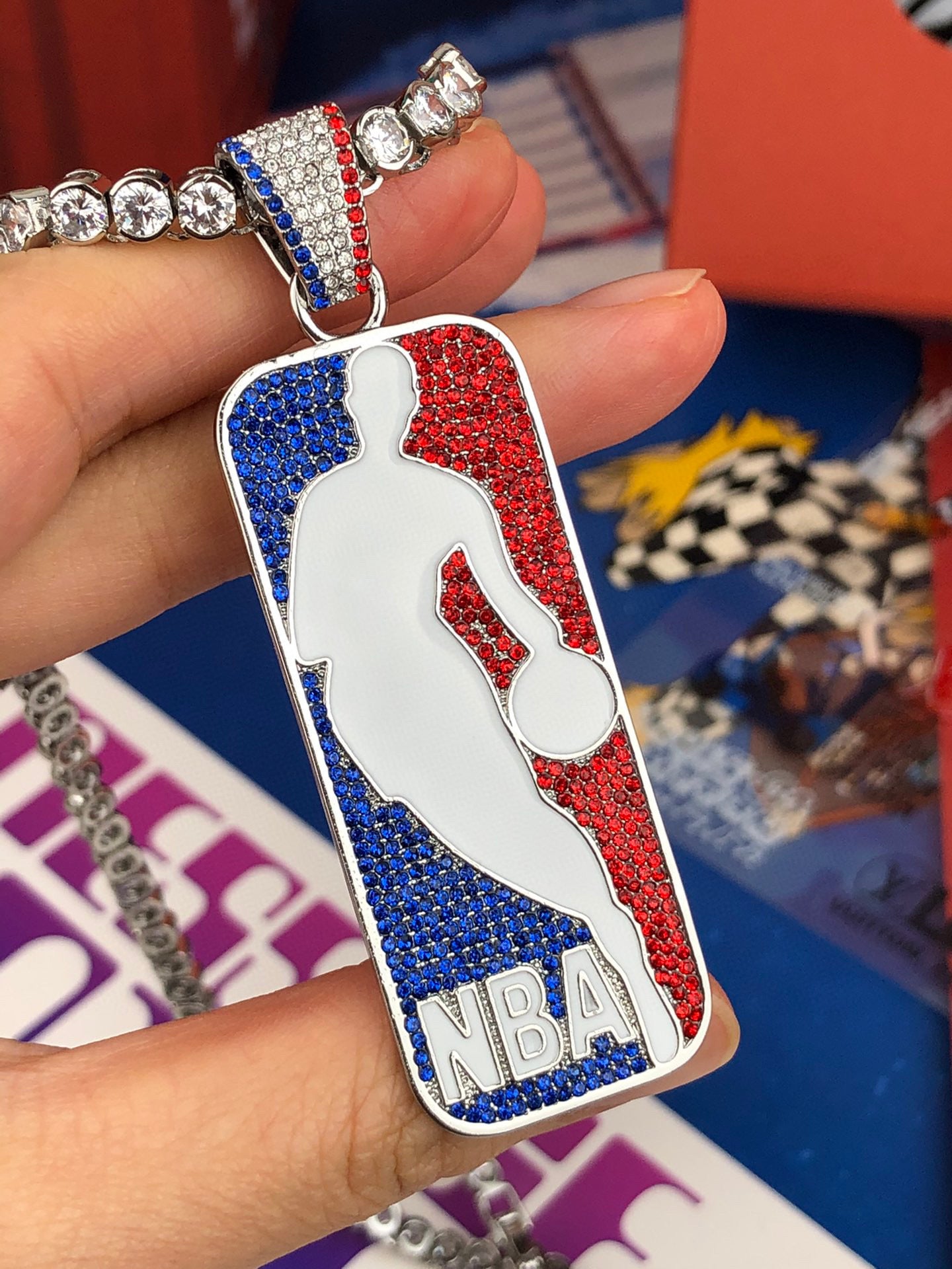 L0vis Vvtt0n x NBA Necklace