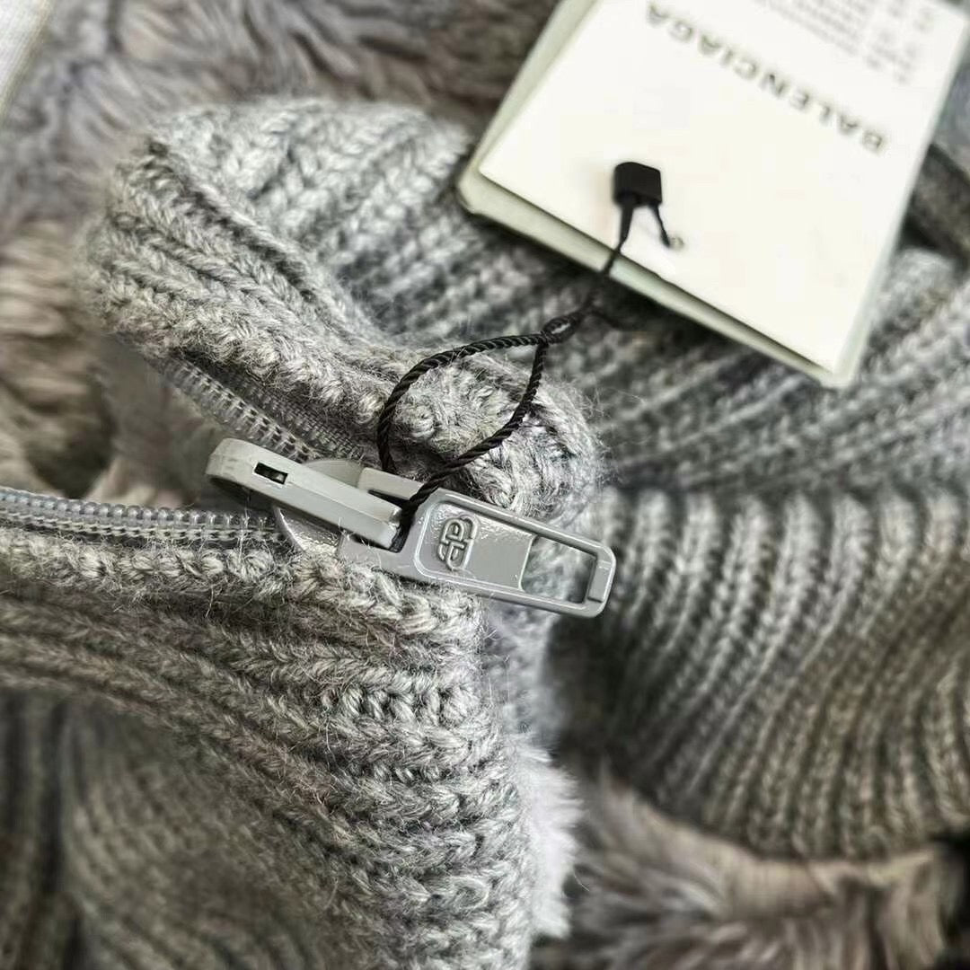 Ba1en*iaga Reversible Jacket