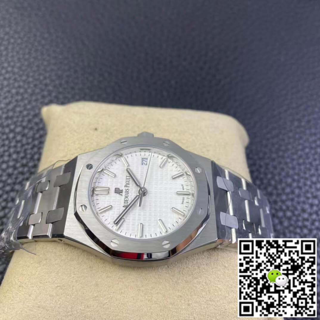 Replica Audemars P1g*et Royal Oak 77350ST.OO.1261ST.01 1:1 Best Edition 8F Factory Silver Dial