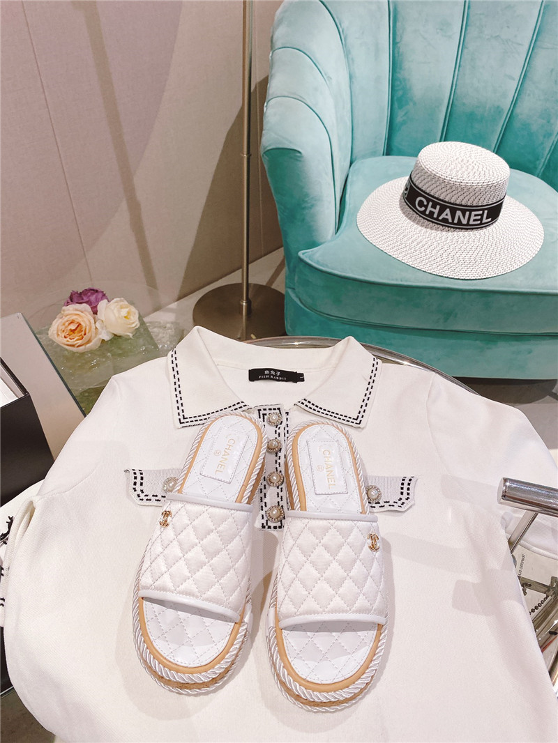 Ch**el flat platform slippers