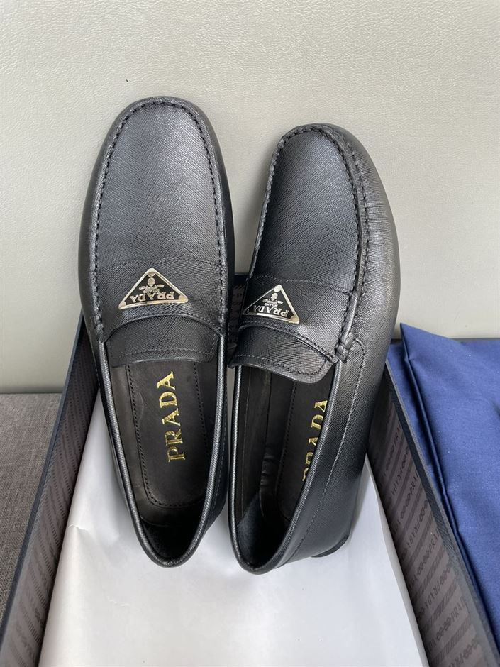 Pra*a SAFFIANO LEATHER DRIVER   PRS036