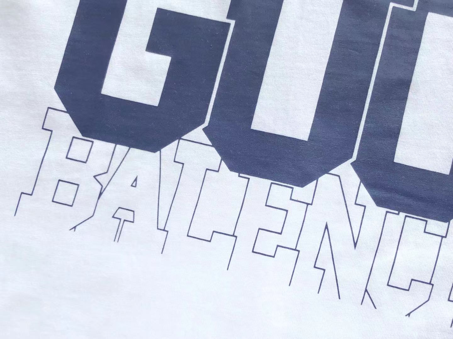 Gvc*1 x Ba1en*iaga T-shirt