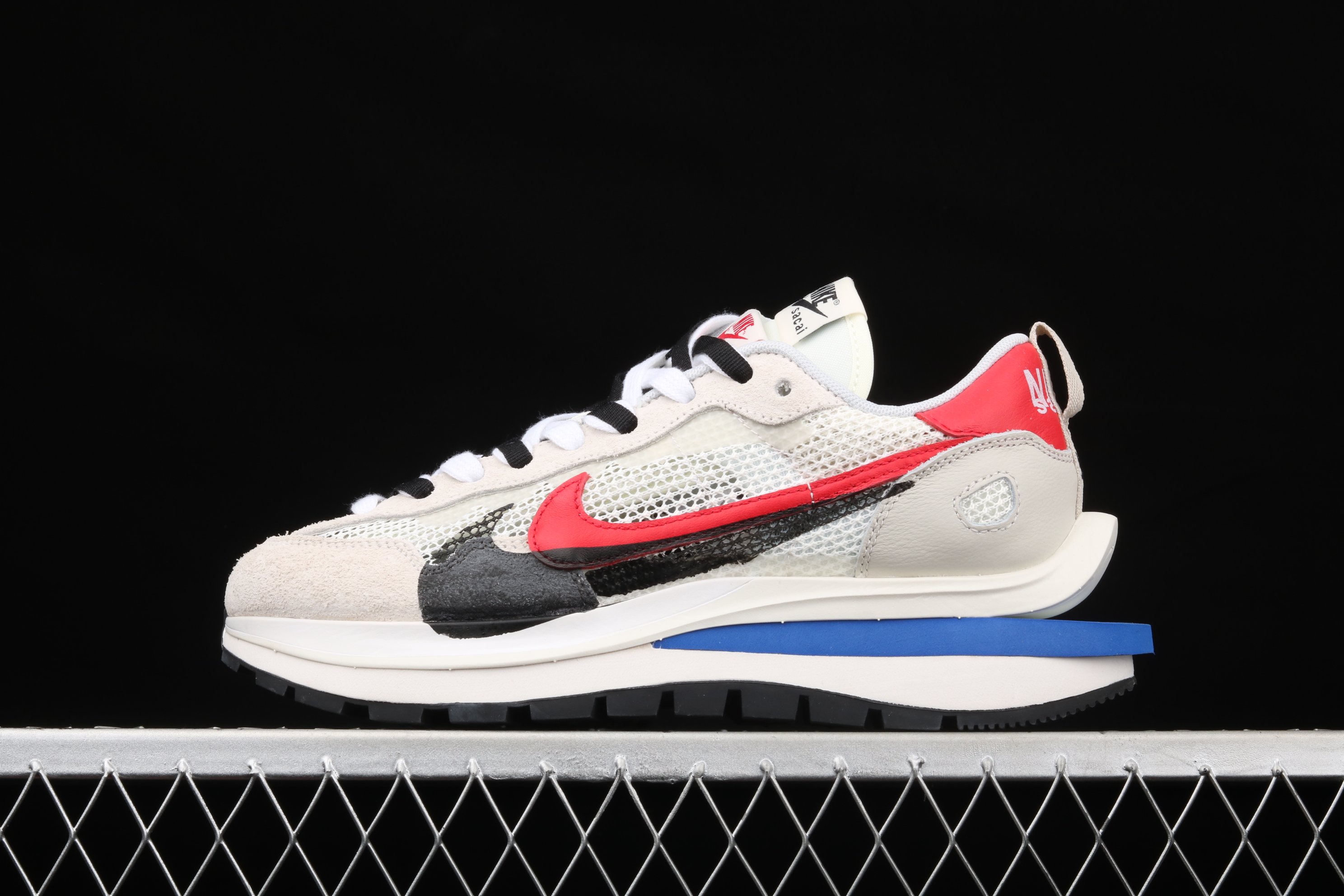 Sacai x Nike LVD Waffle Daybreak Wine Red