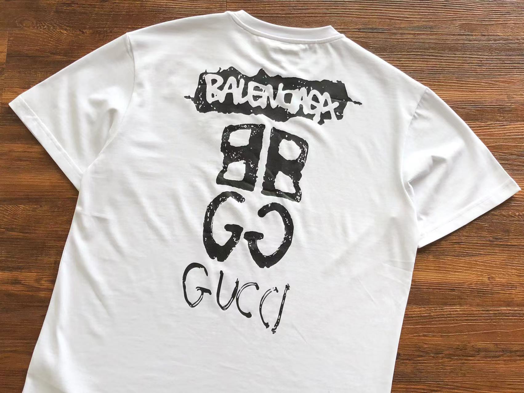 Gvc*1 x Ba1en*iaga T-shirt