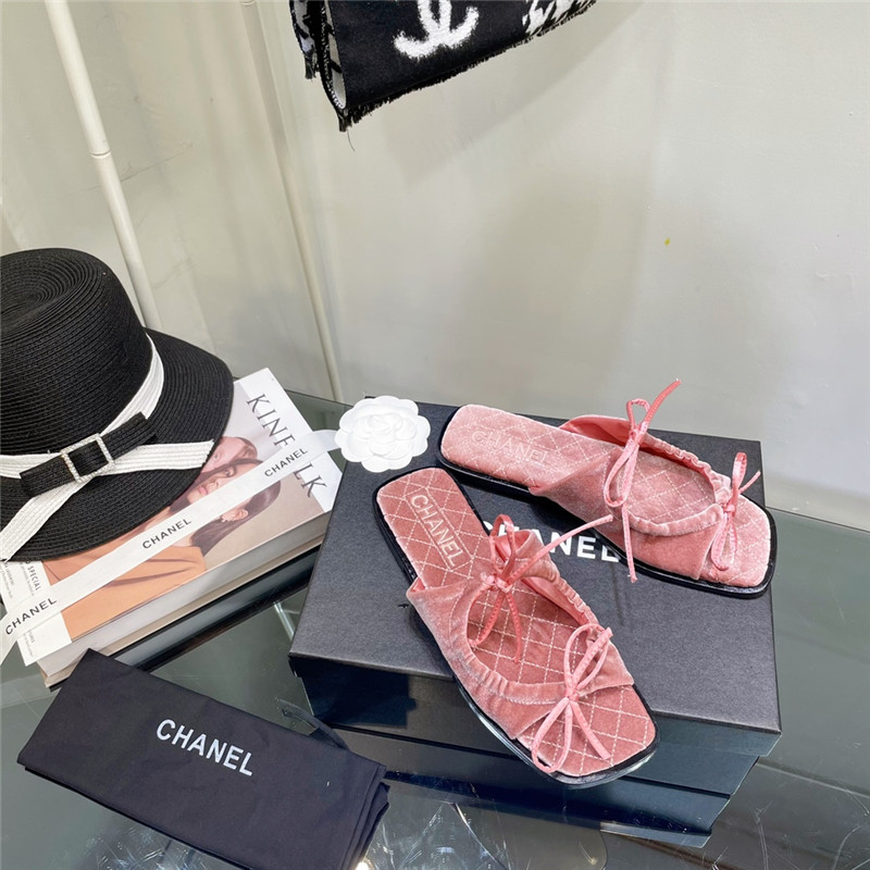 Ch**el Flat Dupes slippers