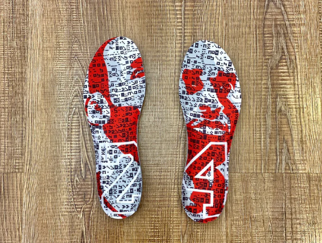 NIKE KOBE 5 PROTRO x BRUCE LEE