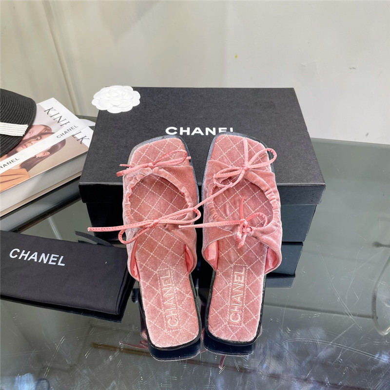 Ch**el Flat Dupes slippers