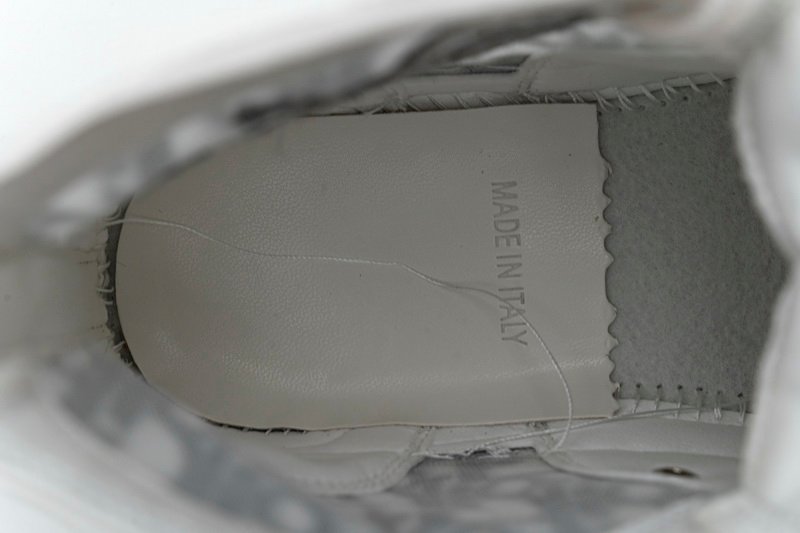 Converse Dupes D10r B23 Oblique Low Top Sneakers