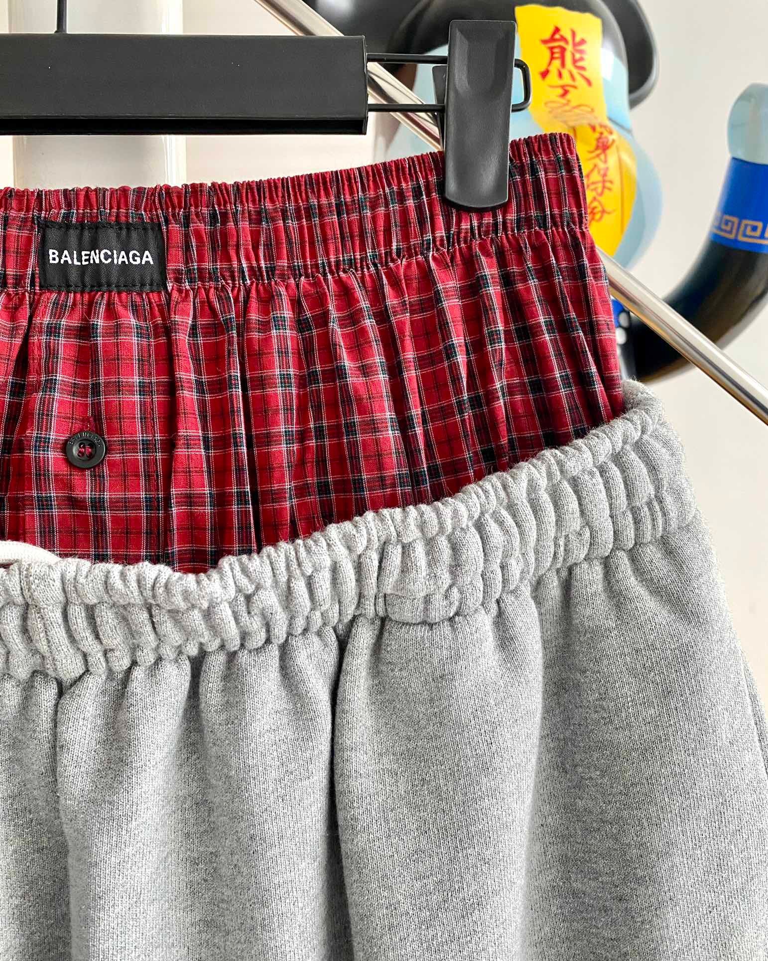 Ba1en*iaga Sweatpants