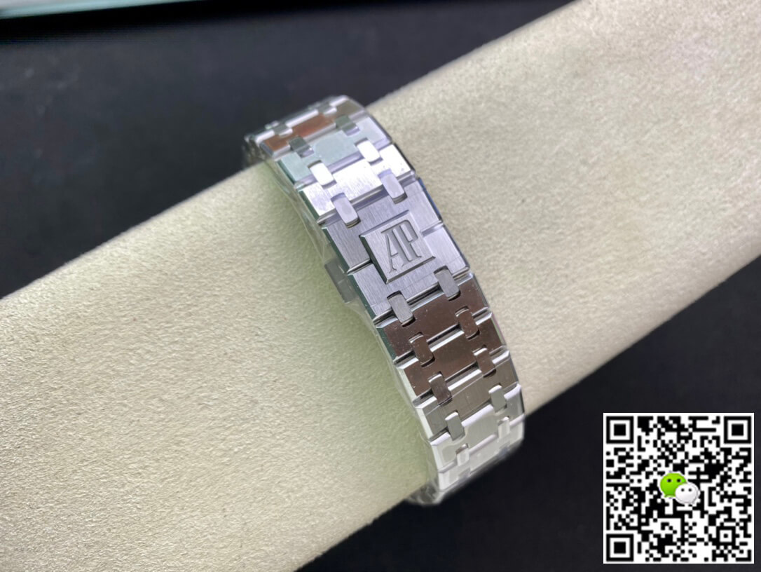 Replica Audemars P1g*et Royal Oak 15400ST.OO.1220ST.02 1:1 Best Edition APS Factory White Dial