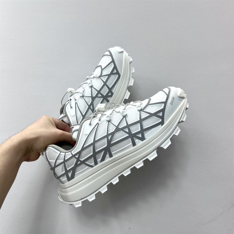 D10r B31 RUNNER SNEAKER WHITE GREY   DO098
