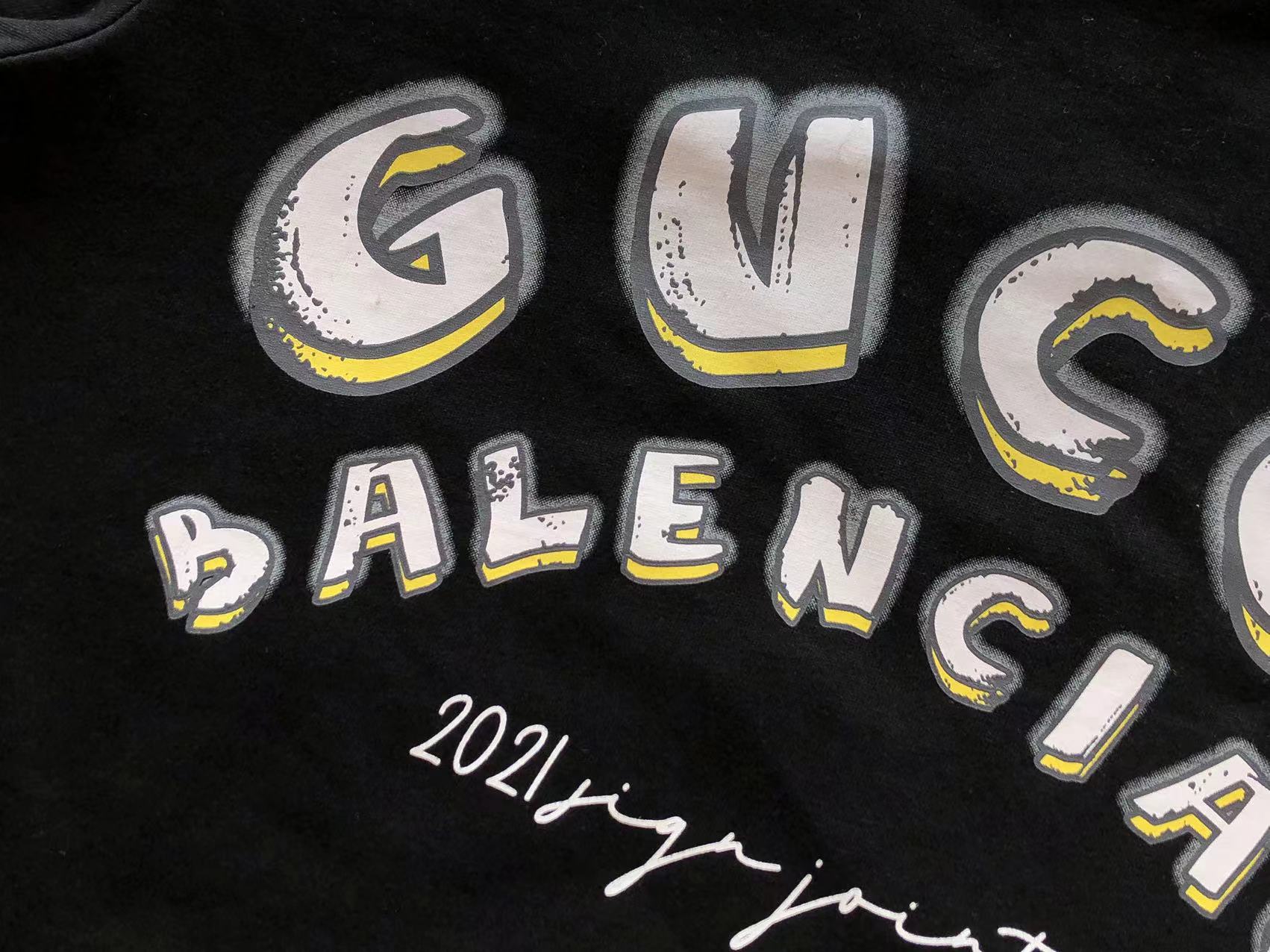 Gvc*1 x Ba1en*iaga T-shirt