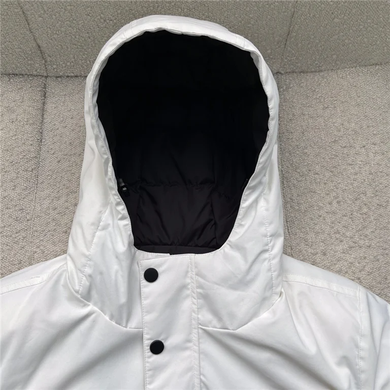 2021fw F**di Dwon Jacket