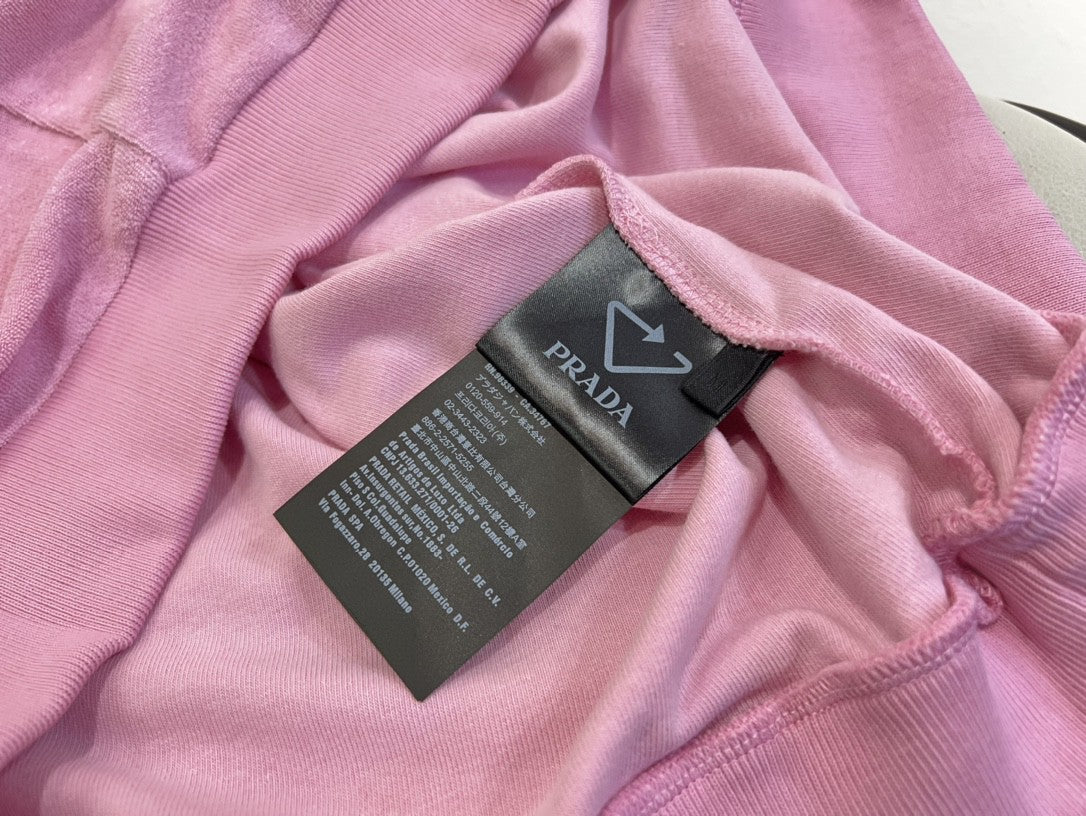 Pra*a Short Sleeve Sweatshirt