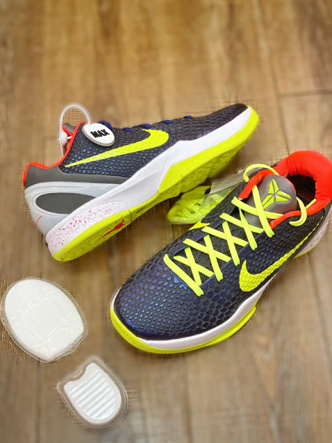 NIKE KOBE 6 x Svp*me CHAOS