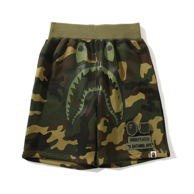 BAPE x Undefeated Shorts Shark Camo Green Black Pants HDCP8653