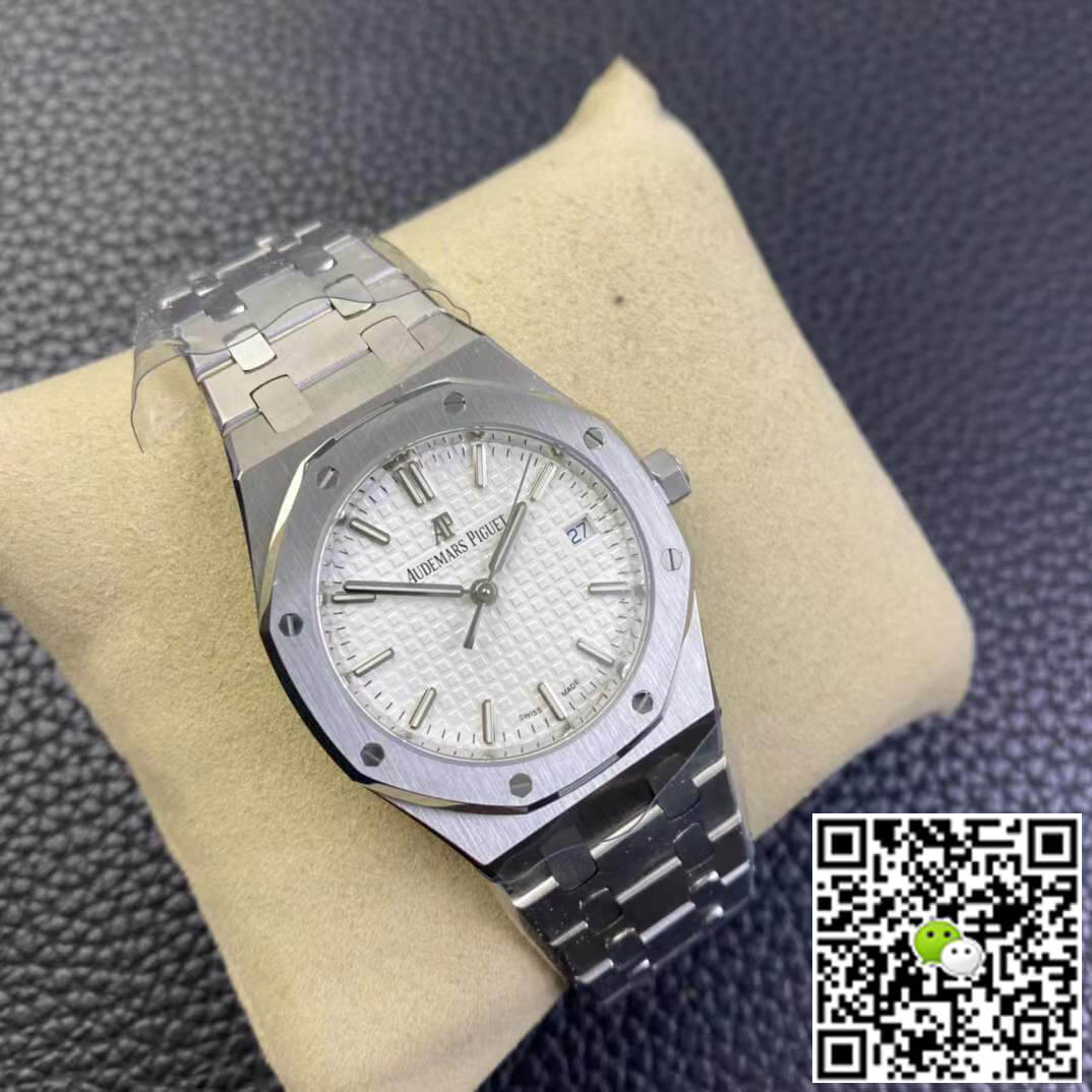 Replica Audemars P1g*et Royal Oak 77350ST.OO.1261ST.01 1:1 Best Edition 8F Factory Silver Dial
