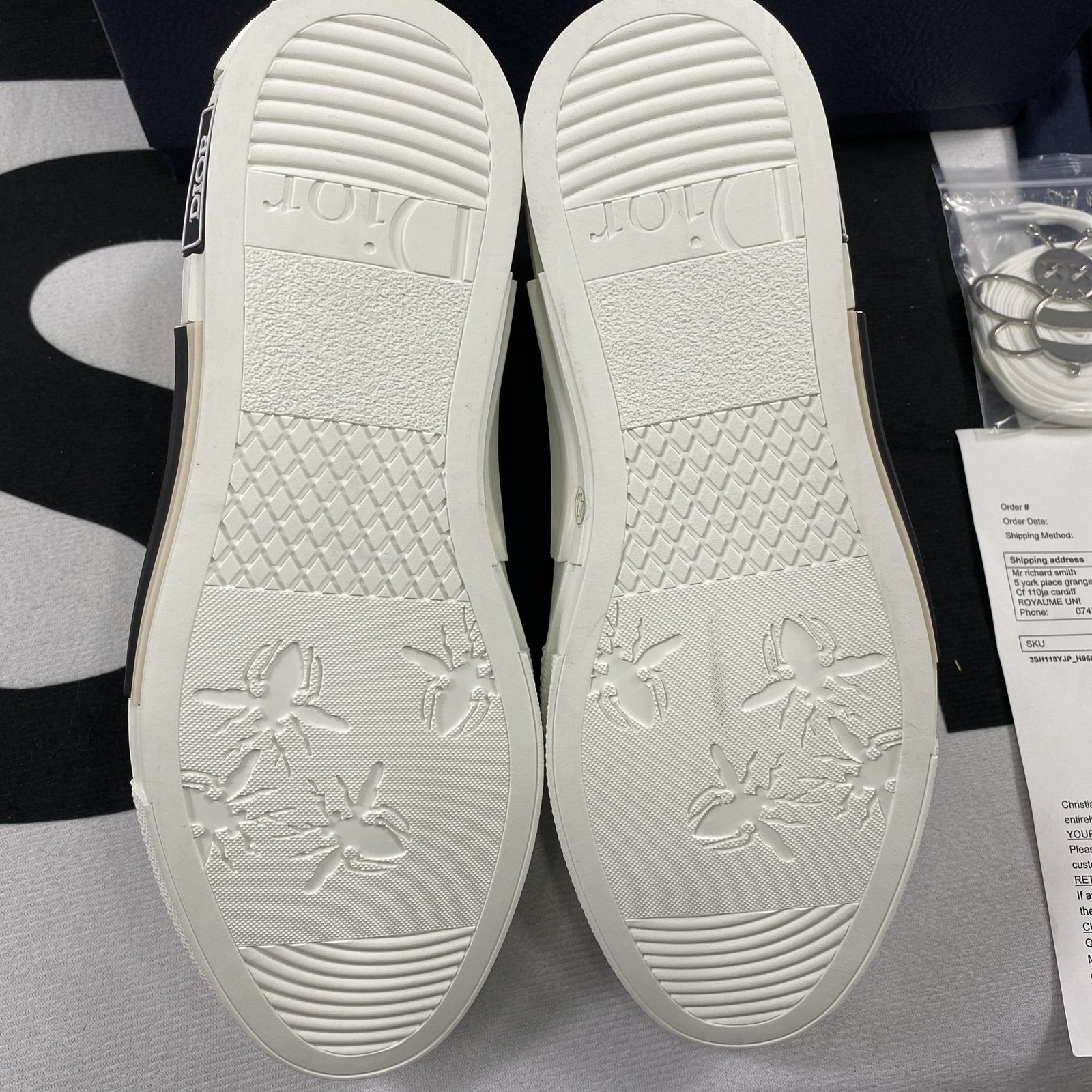 D10r B23 High Top Sneaker 15